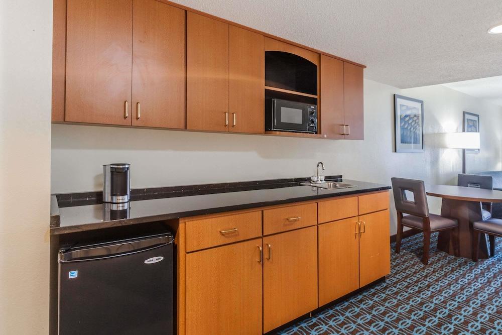 Wingate By Wyndham Chicago Schaumburg Hotell Exteriör bild